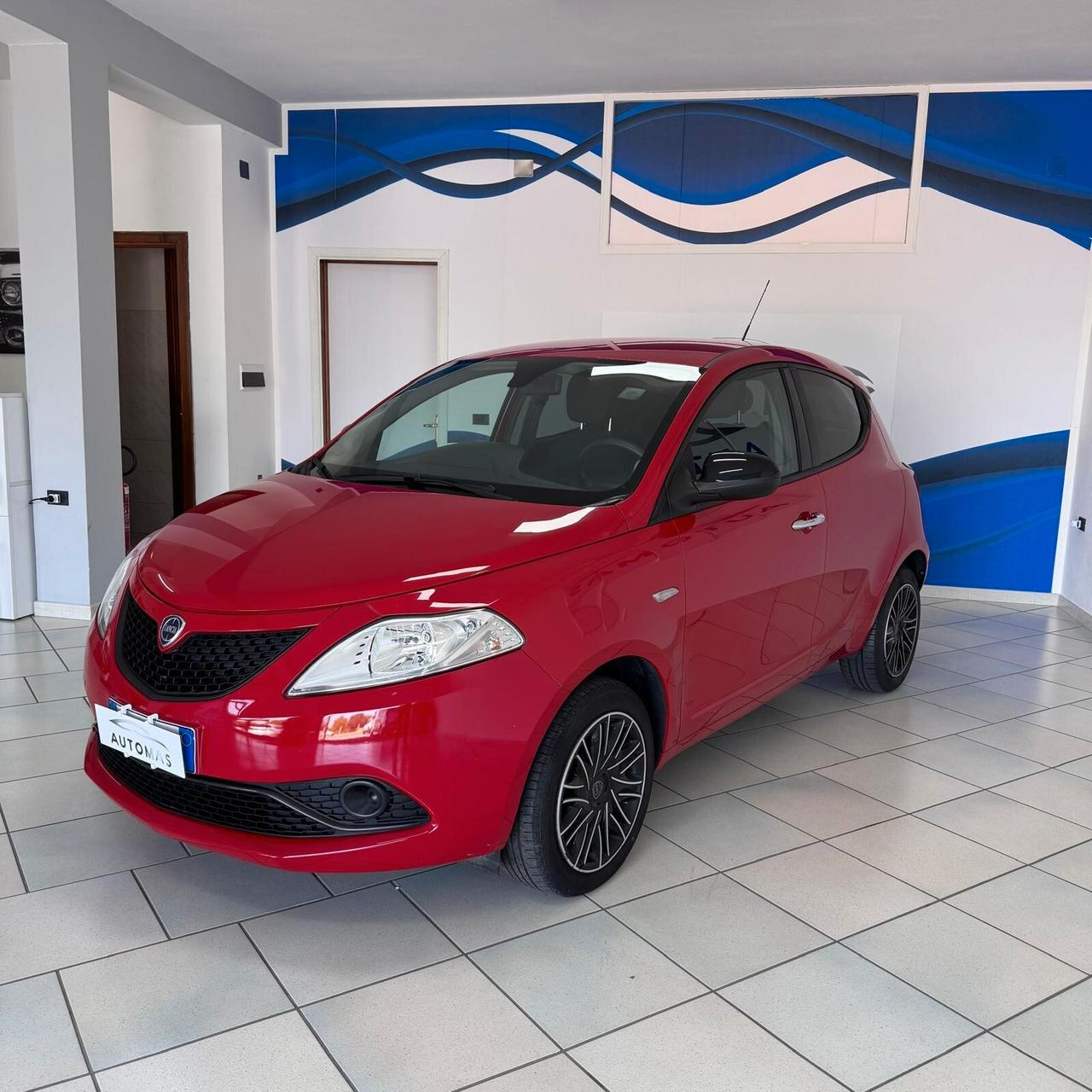 Lancia Ypsilon 1.2 69 CV GOLD