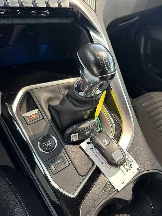 Peugeot 3008 PureTech Turbo 130 S&S Active Pack