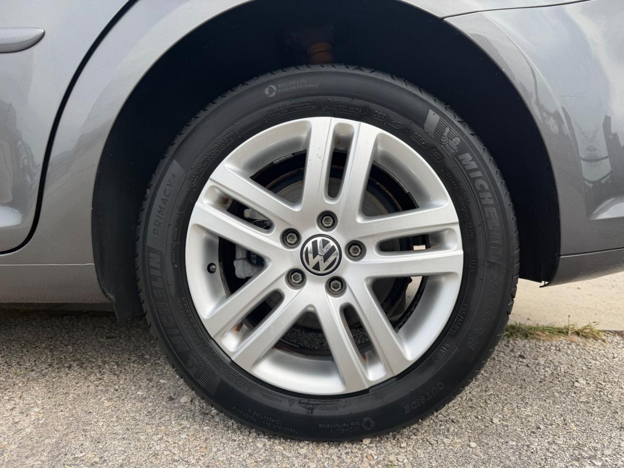 Volkswagen Touran 1.6 TDI Comfortline