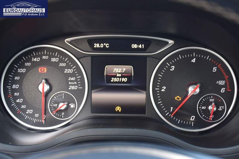 Mercedes-Benz Classe B B 180 d (cdi) Sport *NAVIGATORE, TELECAMERA*