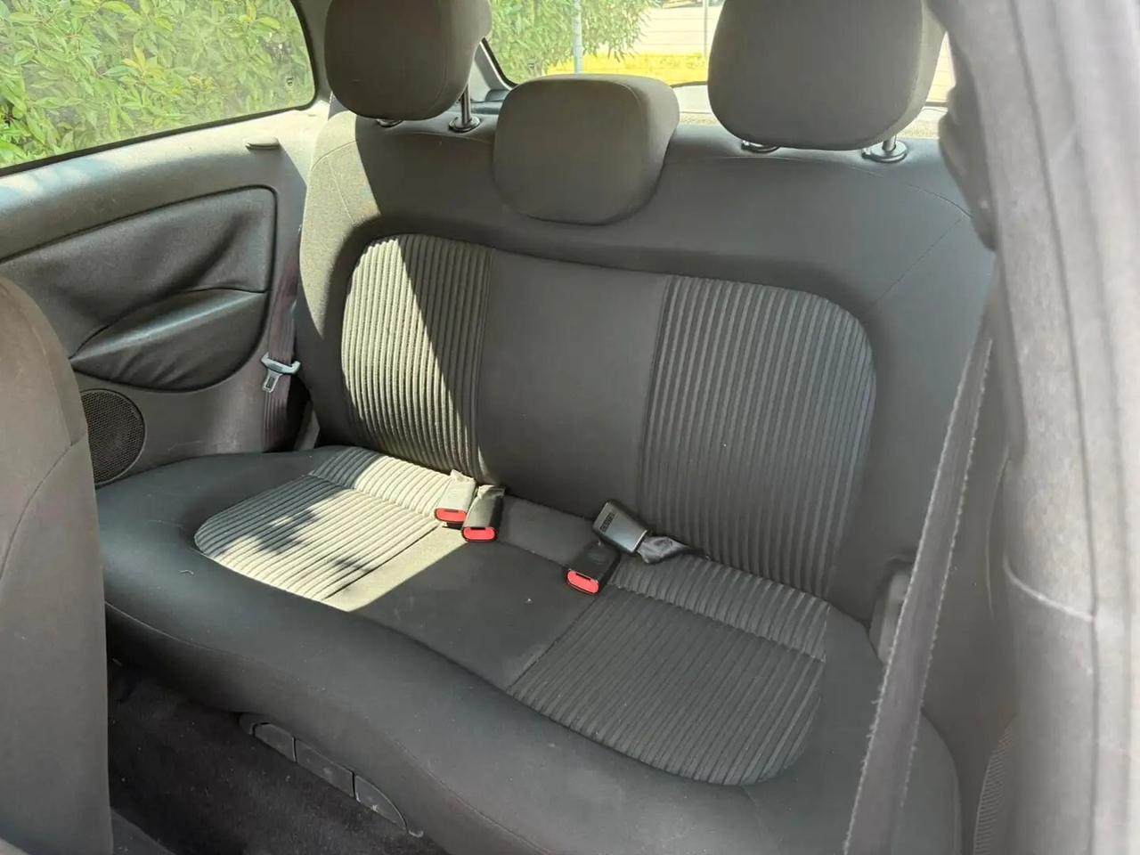 Lancia Ypsilon 1.4 Argento