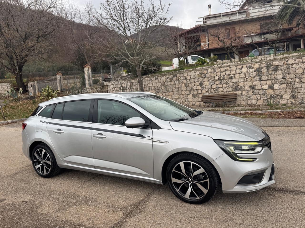 Renault Megane Mégane Sporter Blue dCi 115 CV EDC Intens