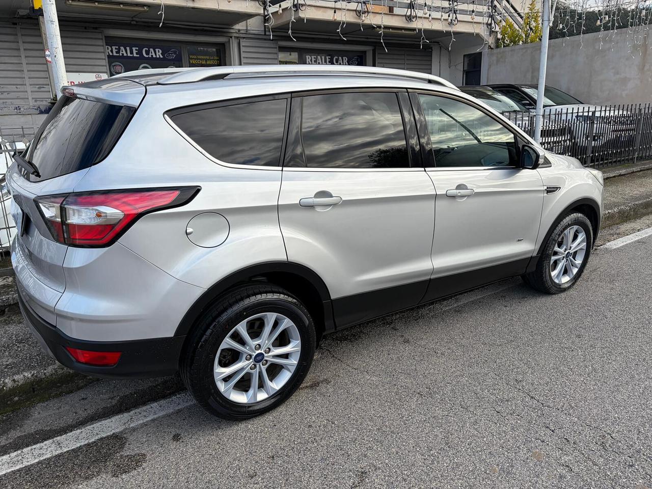 Ford Kuga 2.0 TDCI 150CV S&S 4WD Titanium