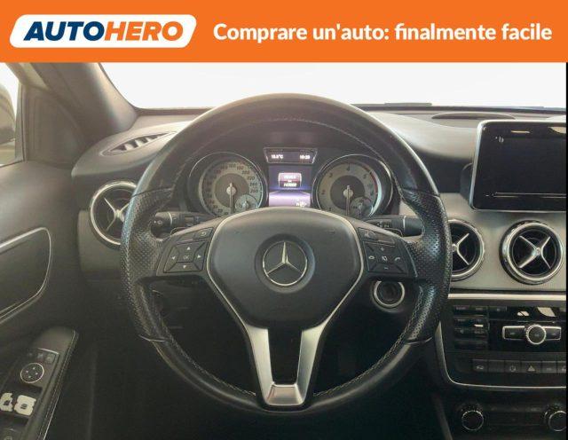 MERCEDES-BENZ GLA 220 CDI Automatic 4Matic Sport