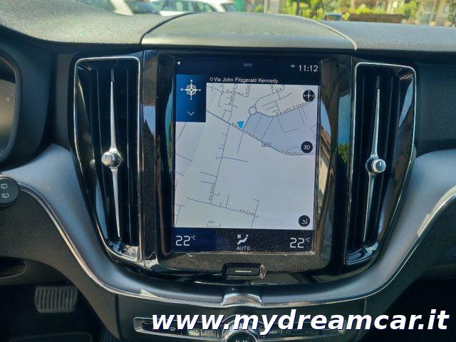 VOLVO XC60 B4 (d) AWD Geartronic Momentum Pro