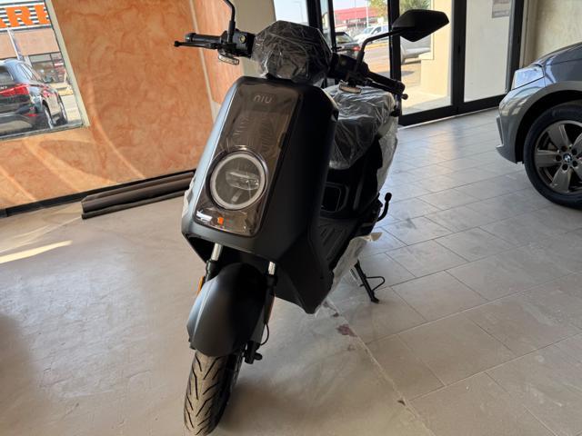 NIU NQi 100% ELETTRICO NQIX 500 SR 100 KM PRONTA CONSEGNA
