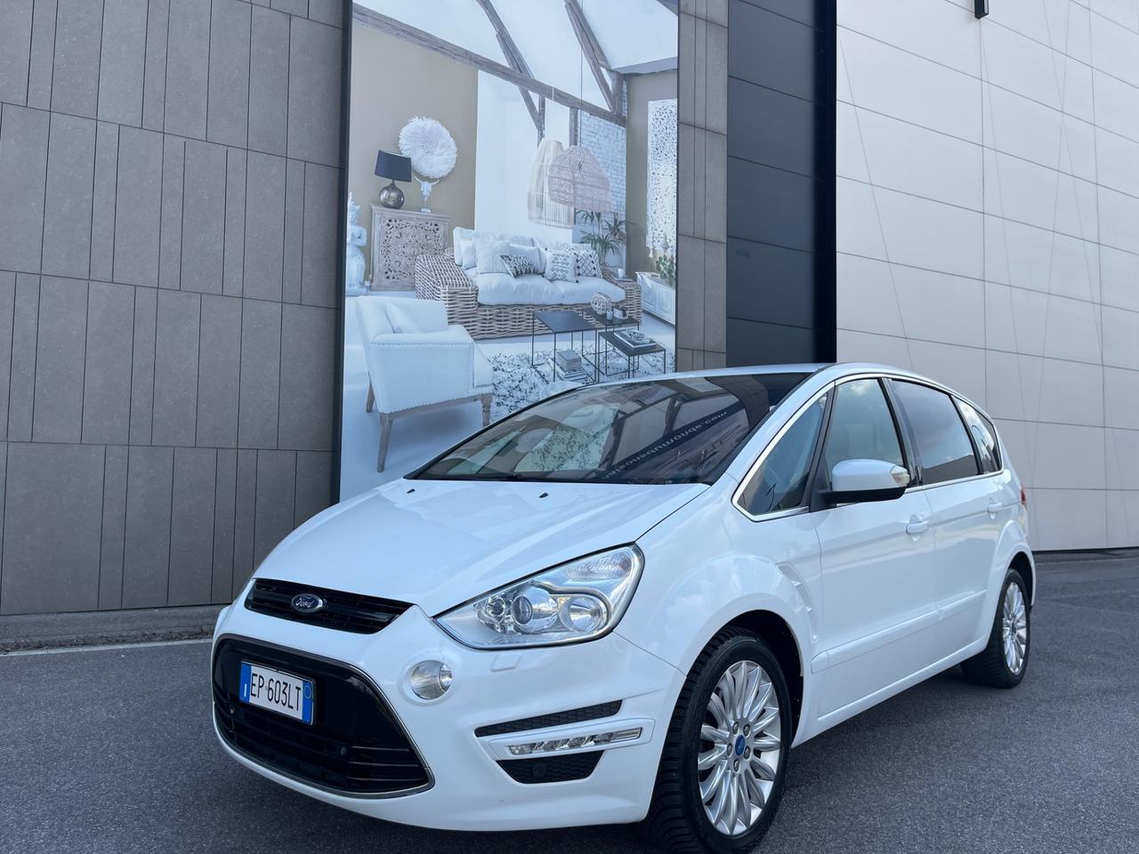 Ford S-Max 2.0 TDCi 163CV Powershift New Titanium