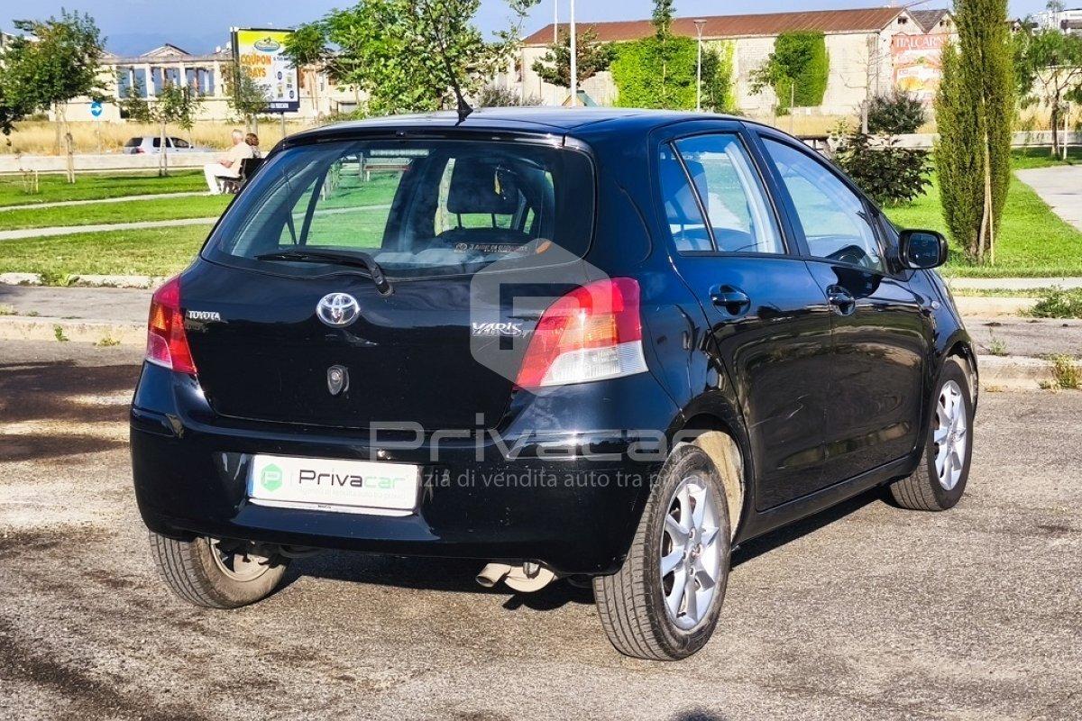 TOYOTA Yaris 1.4 D-4D DPF 5 porte