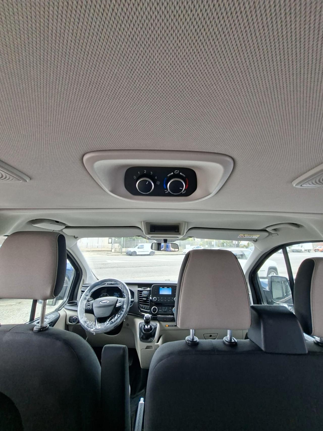 Ford Tourneo Custom 320 2.0 EcoBlue 150CV PC Titanium 77kw - 105cv 9 posti