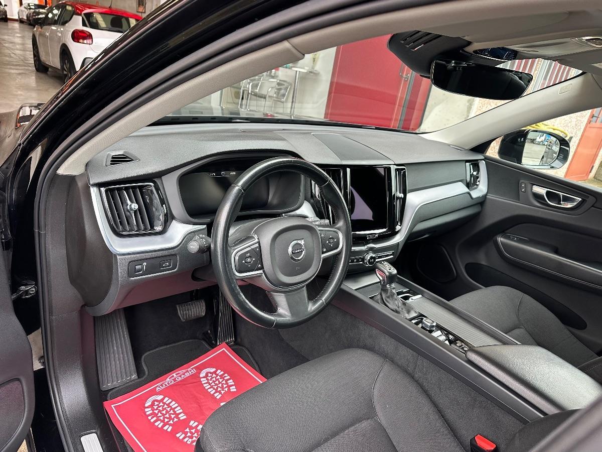 VOLVO - XC60 - D4 Geartronic Momentum Pro