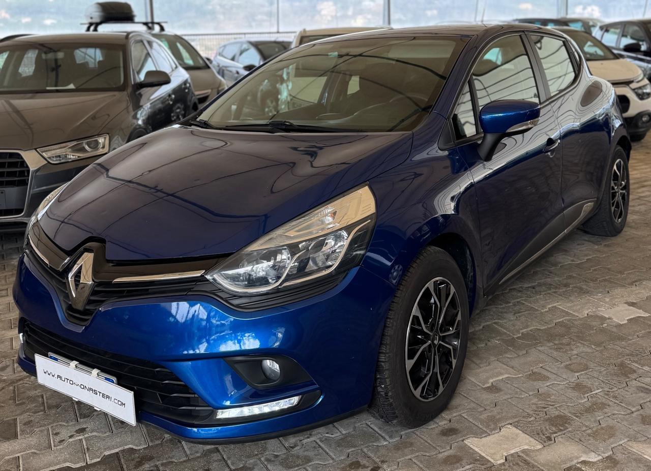 Renault Clio dCi 8V 90 CV 5 porte Moschino Intens