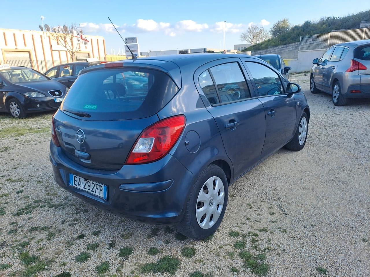 OPEL CORSA AUTOMATICA