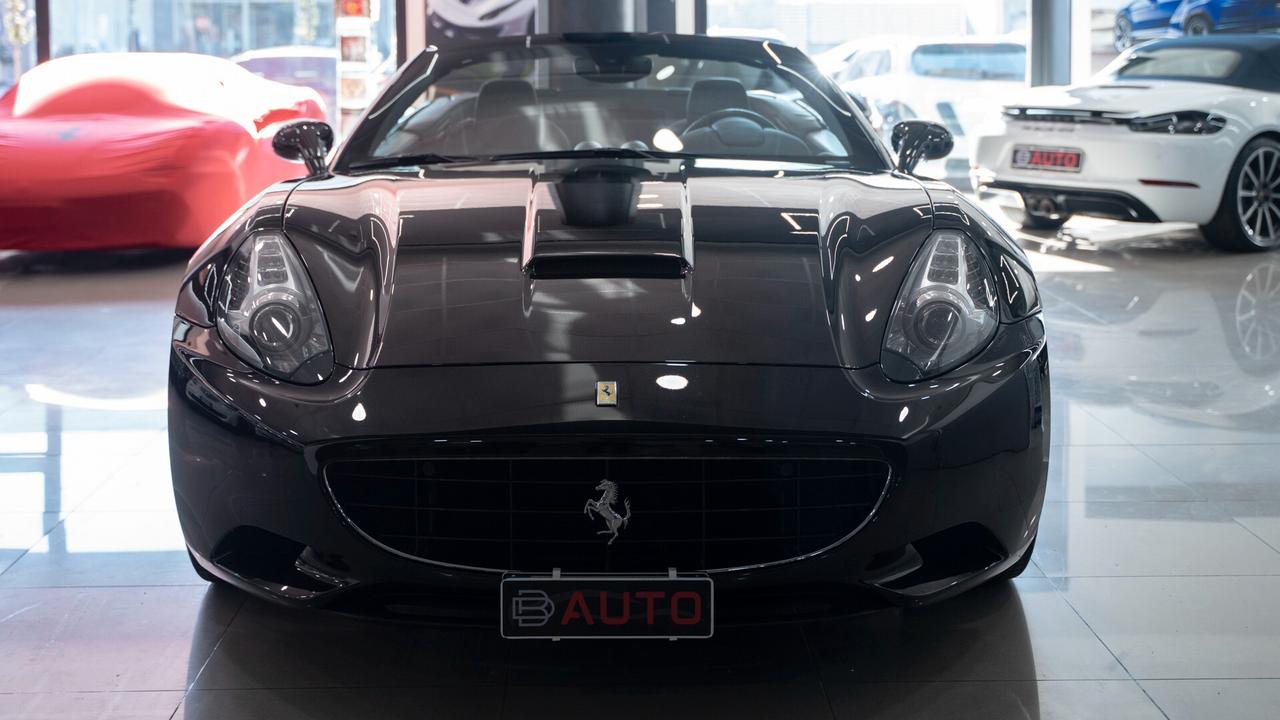 Ferrari California 4.3 DCT CABRIO CARBOCERAMIC 20" *SERVICE FERRARI*