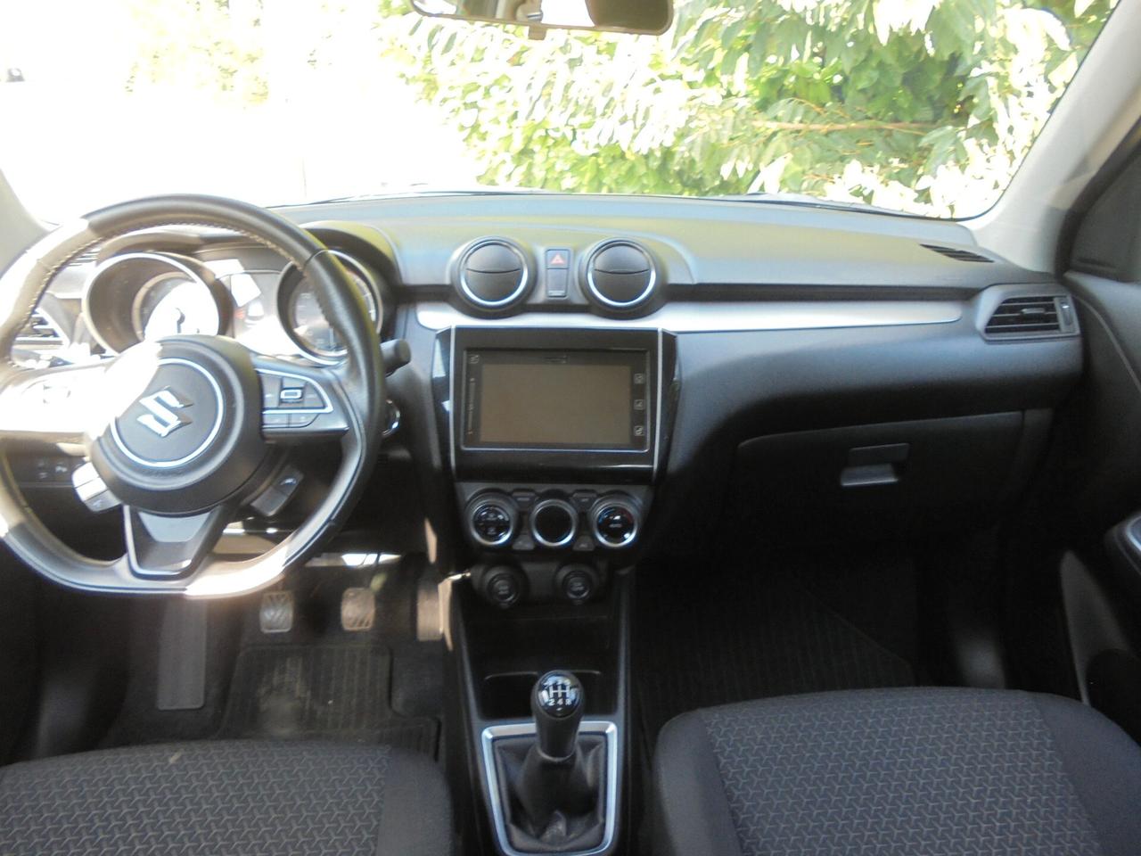Suzuki Swift 1.2 Hybrid 4WD AllGrip Top