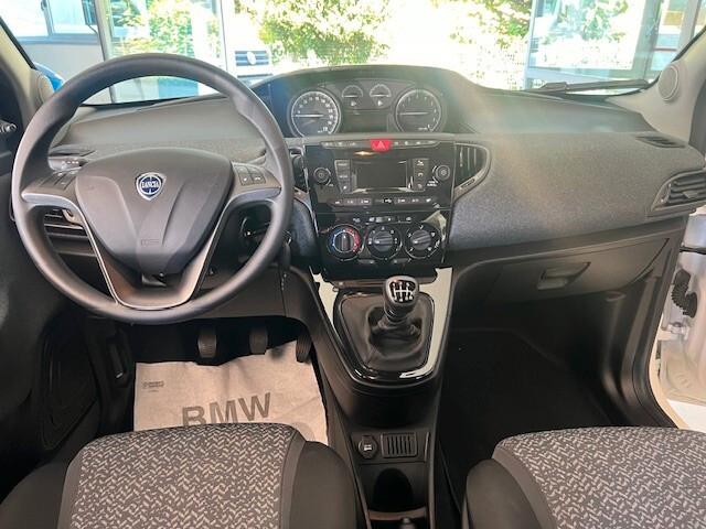 LANCIA YPSILON 1.0 HYBRID FIREFLY SILVER ADATTA A NEO PATENTATI PARI AL NUOVO! SOLO 22.000KM