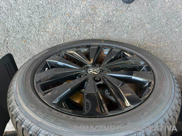 VOLKSWAGEN Amarok 3.0 V6 TDI 258CV 4MOT. BMT perm. aut. D.C. Highlin