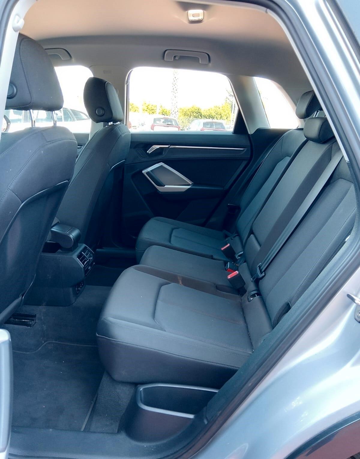 Audi Q3 35 TDI S tronic S line edition