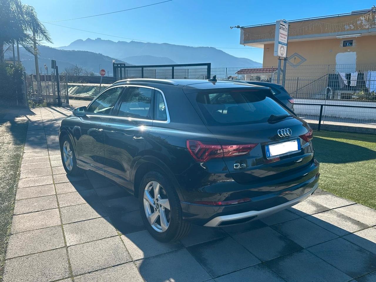 Audi Q3 2.0 TDI 150CV S tronic 200 SPORT-FARI FULL LED
