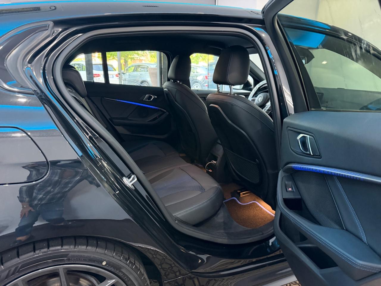 Bmw 118 118i 5p. Msport