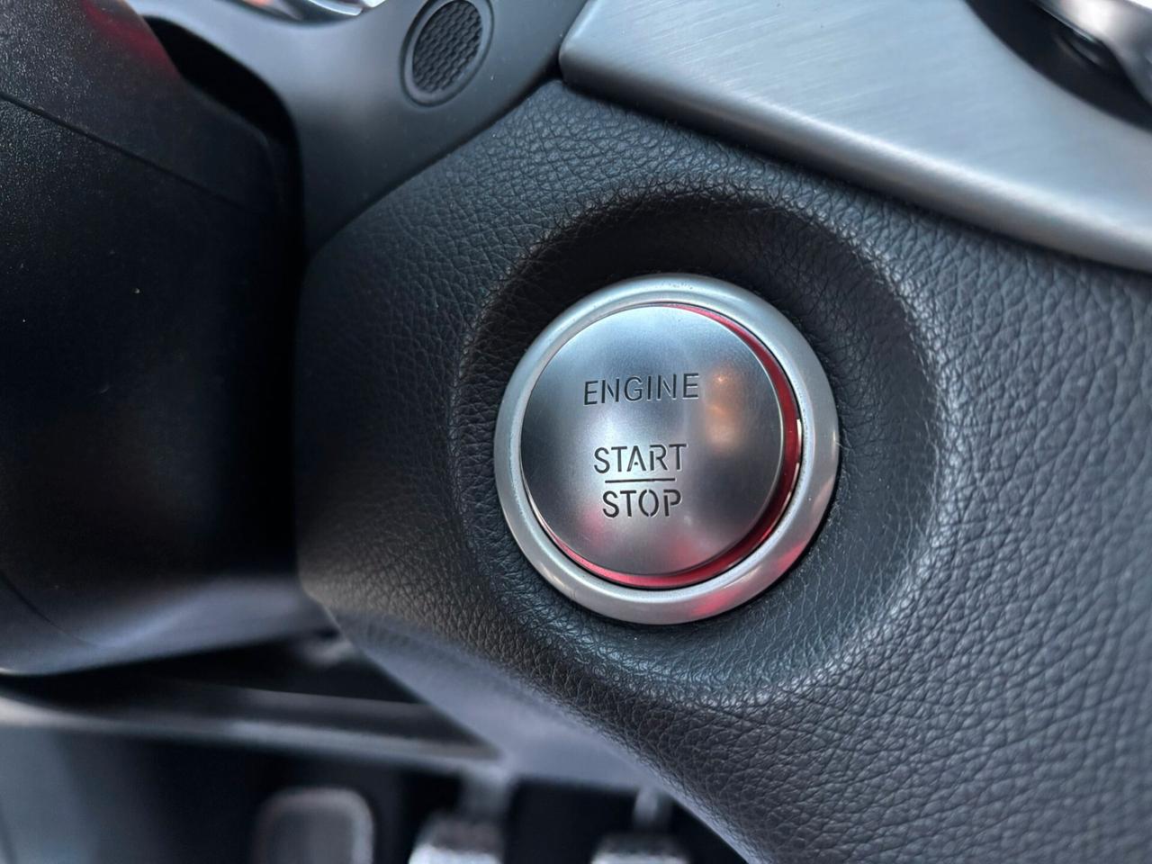 Mercedes-benz GLA 180 d Premium Amg - 2017