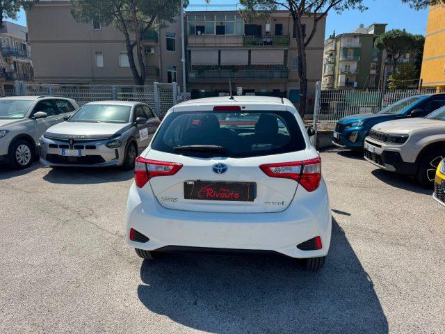 TOYOTA Yaris 1.5 Hybrid 5 porte Cool