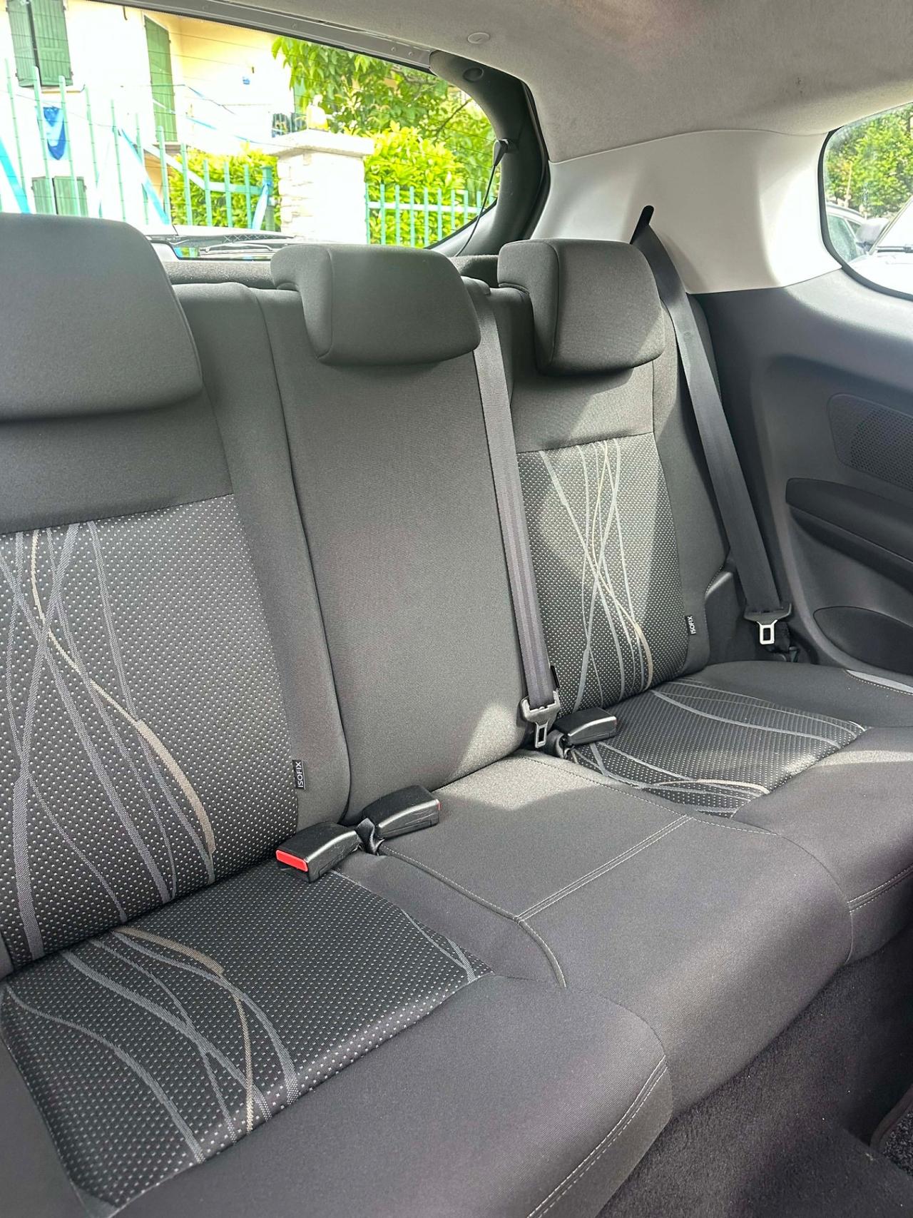 Peugeot 208 5p. ACTIVE KMCERT GARANZ