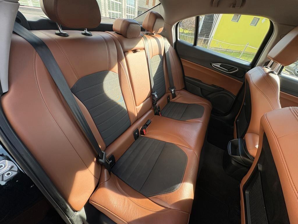 Alfa Romeo Giulia 2.2 Turbodiesel 150 CV AT8 Super