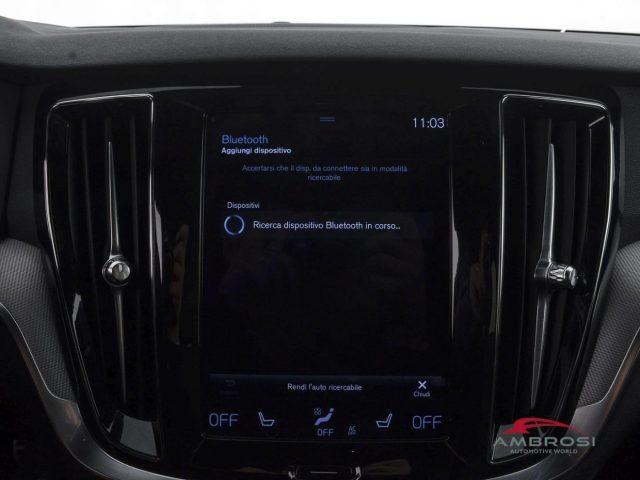 VOLVO V60 B4 (d) Geartronic R-Design