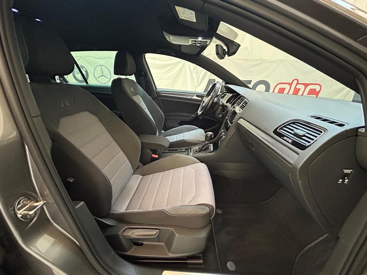 Volkswagen Golf 1.6 TDI 110 CV DSG 5p. R-LINE BlueMotion Technology