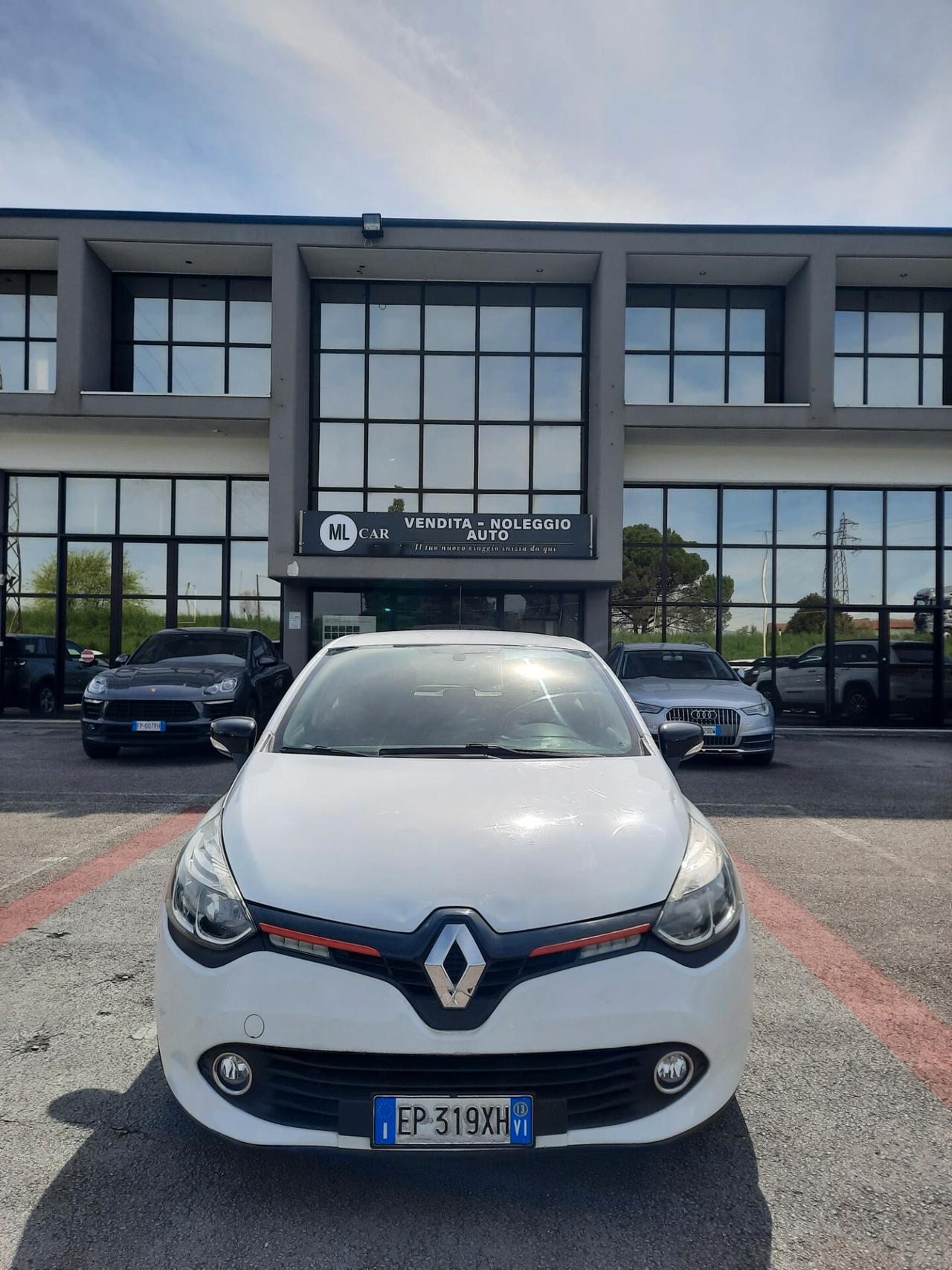 Renault Clio 1.2 75CV 5 porte Live OK NEOPATENTATI