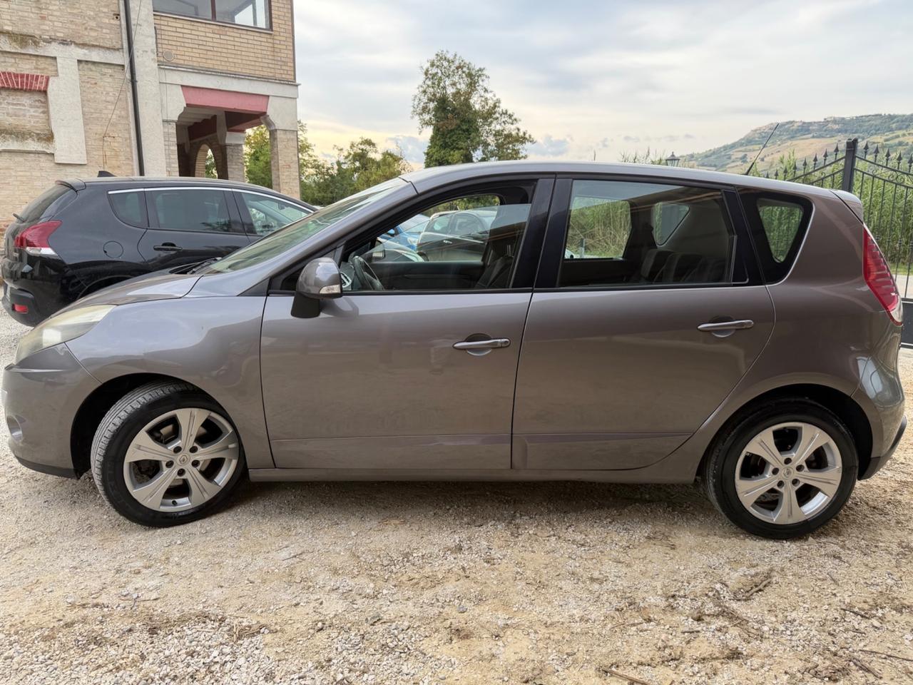 Renault Scenic Scénic X-Mod 1.5 dCi 110CV Luxe