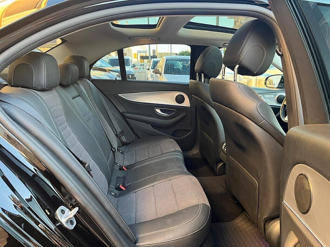 Mercedes-benz E 220 d 4Matic Auto Premium Plus