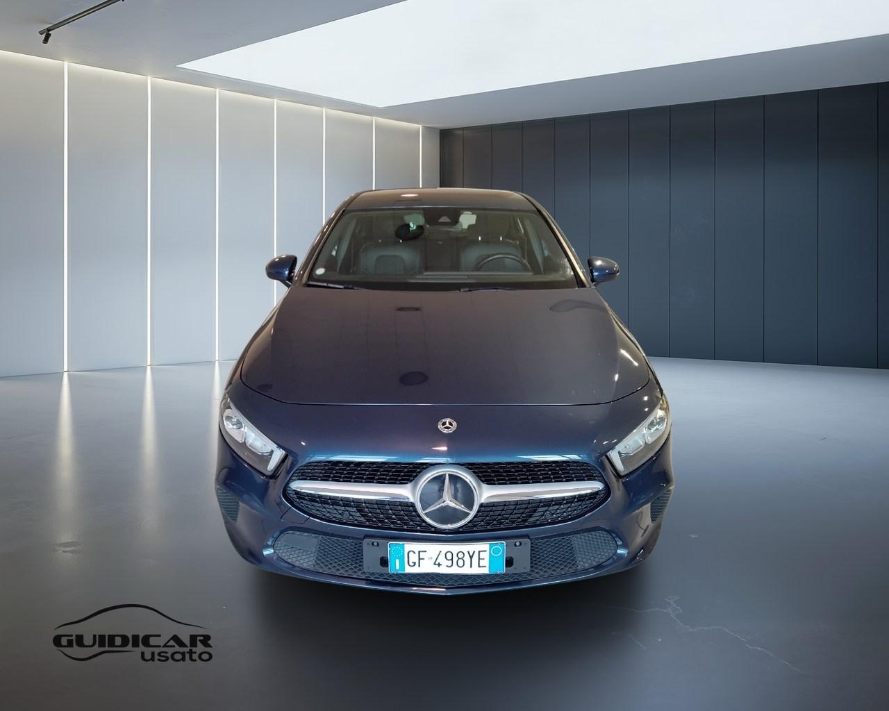 Mercedes-Benz Classe A - W177 2018 - A 180 d Sport auto