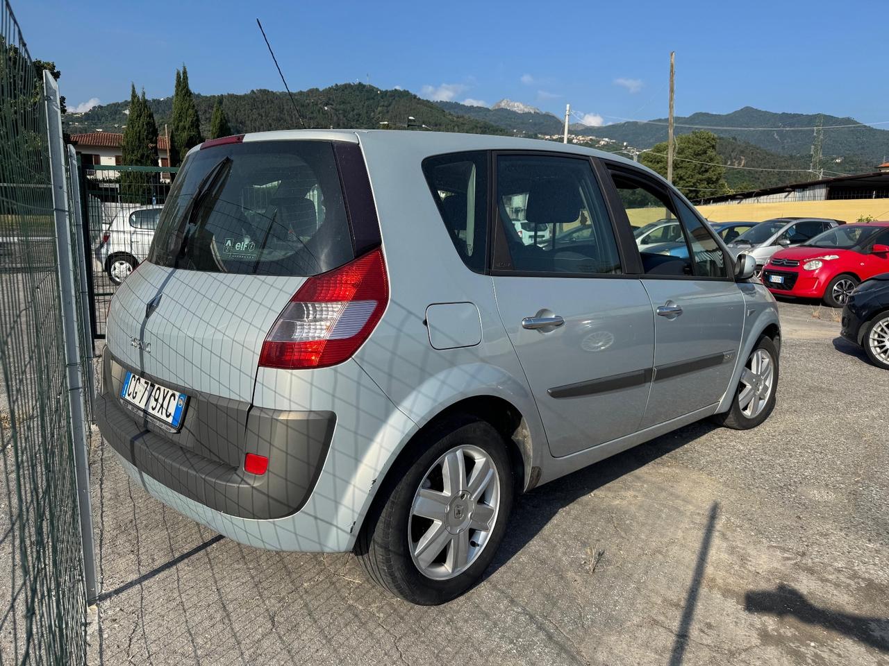 Renault Scénic 1.5 dCi 82 CV – 2004 – 127.000 km