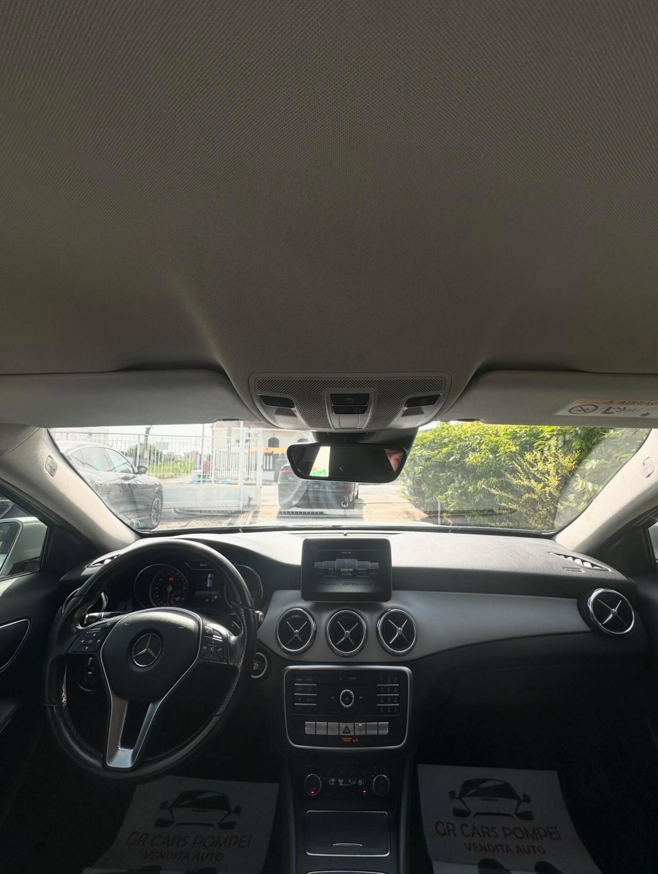 Mercedes-benz GLA 180 d Automatic Premium