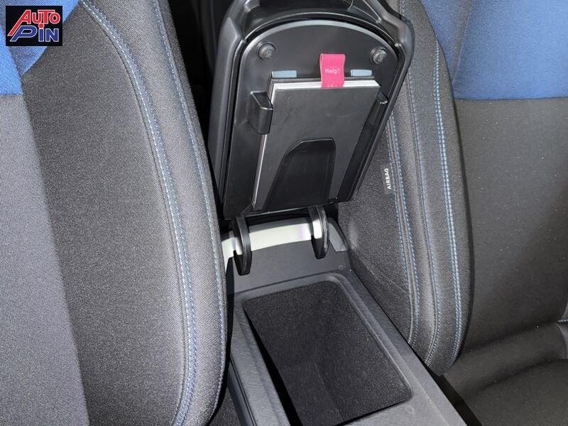 Lynk & Co 01 01 PHEV *TETTO APRIBILE *In arrivo*