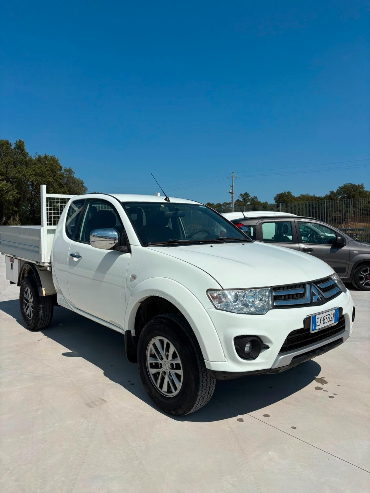 Mitsubishi L200 2.5 DI-D/178CV Club Cab Intense
