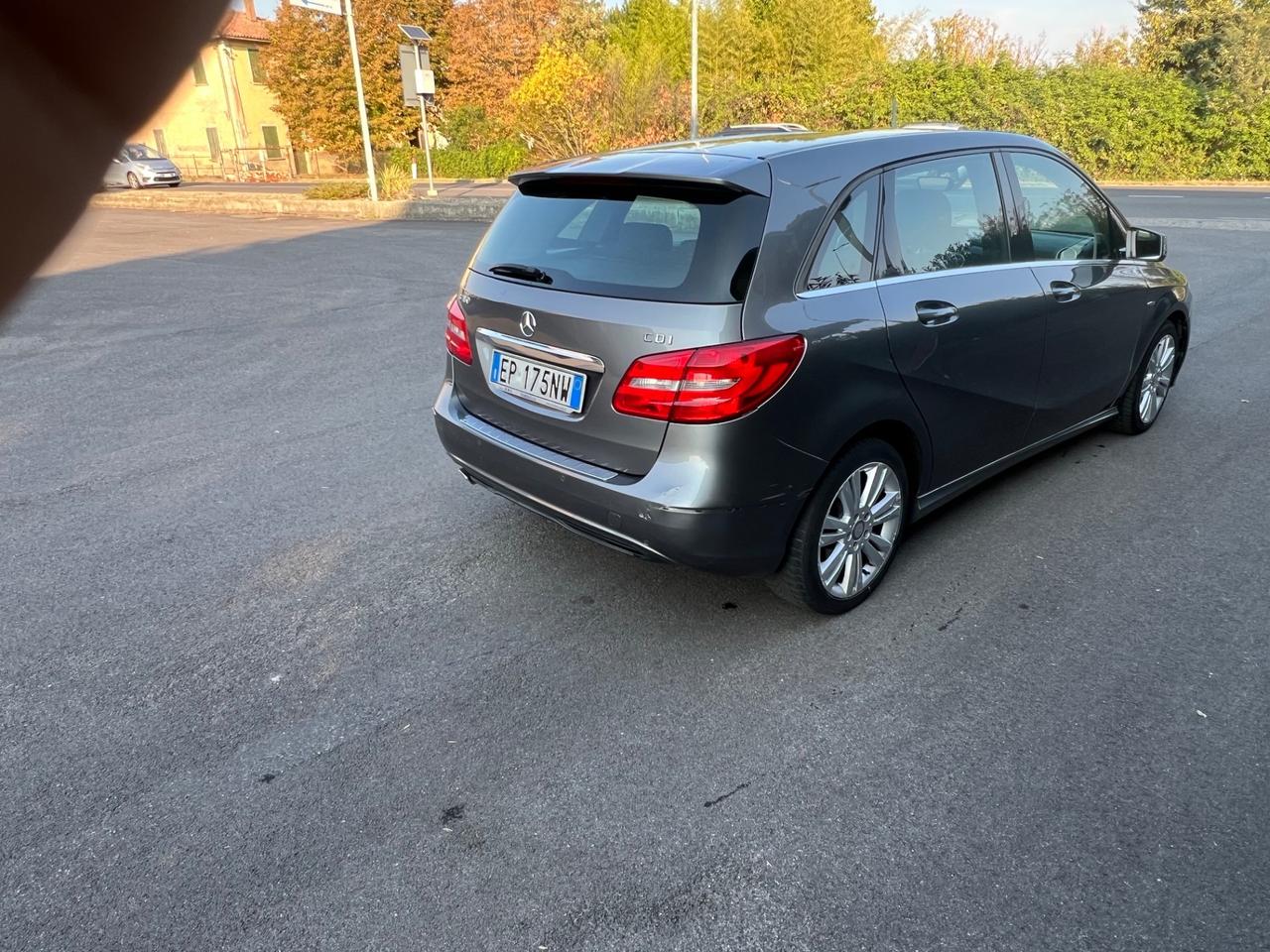 Mercedes-benz B 180 CDI BlueEFFICIENCY Executive