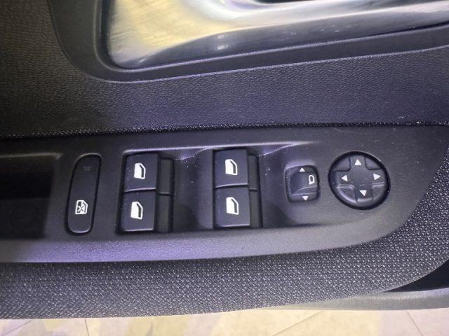 PEUGEOT 208 PureTech Stop&Start 5 porte Style