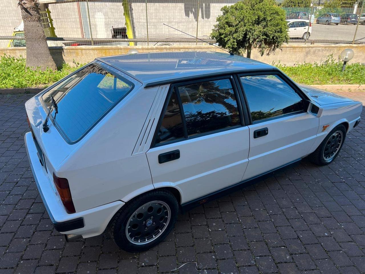 Lancia Delta 1.6 I.E. TURBO HF