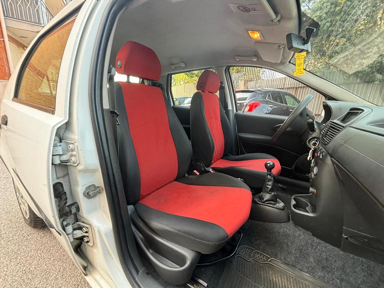 Fiat Punto 1.2 5 porte Active Natural Power