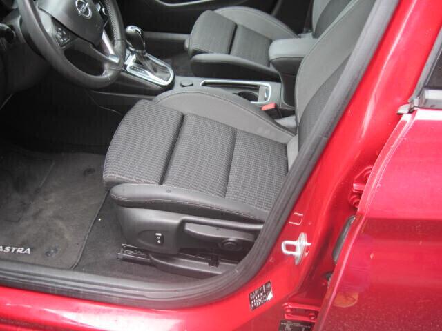 Opel Astra SPORT BERLINA 122 CV FINANZIABILE GARANZIA