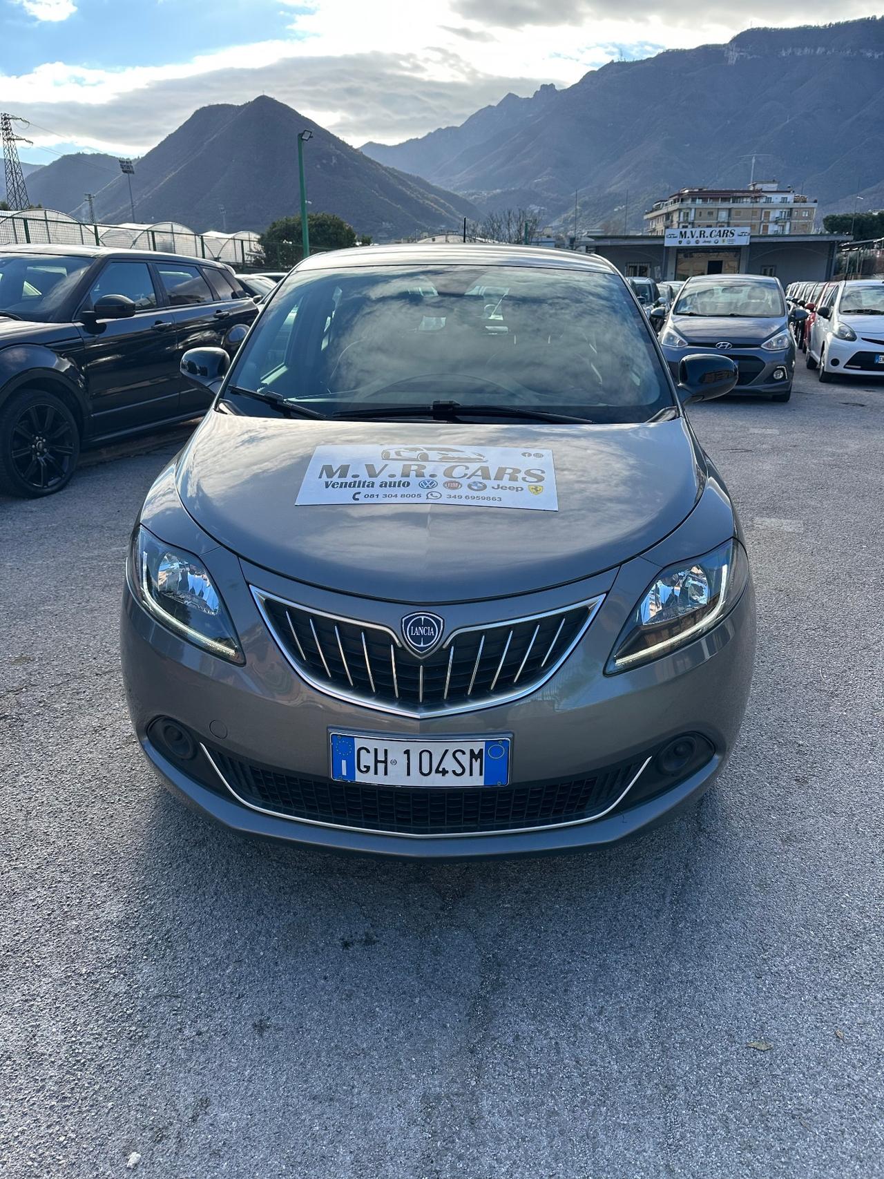 Lancia Ypsilon 1.0 FireFly 5 porte S&S Hybrid Ecochic A. Ferretti
