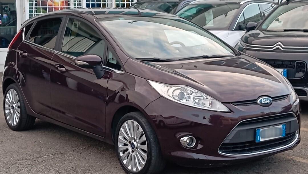 Ford Fiesta 1.2 5p. TITANIUM