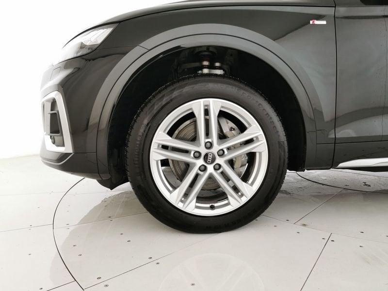 Audi Q5 Sportback 40 2.0 tdi mhev 12V S line quattro s-tronic