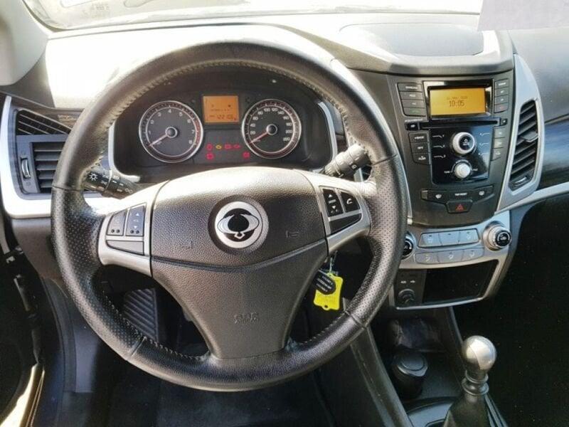 Ssangyong Korando Korando 2.0 2WD MT GPL Plus