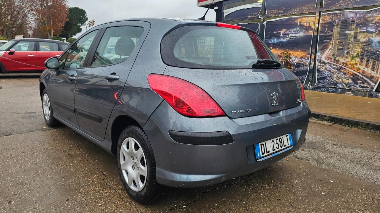 Peugeot 308 1.6 HDi 90CV 5p. Tecno