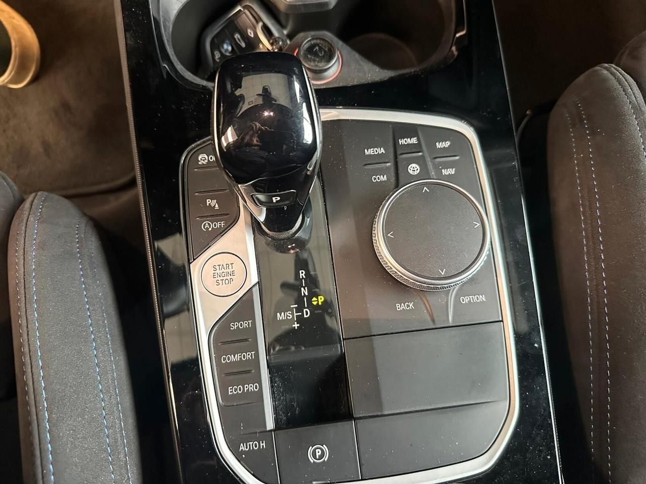 Bmw 118 118d 5p. Msport Exterior