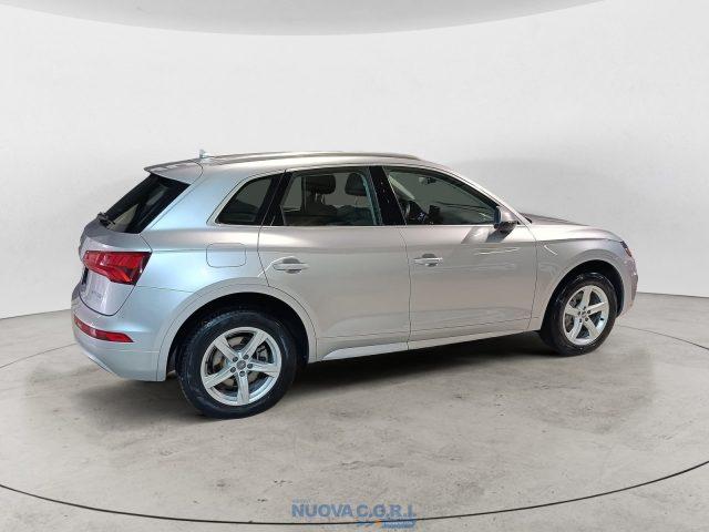 AUDI Q5 40 TDI quattro S tronic Sport