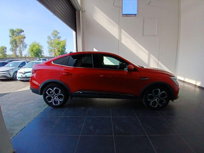 Renault Arkana 2021 1.6 E-Tech hybrid Intens 145cv